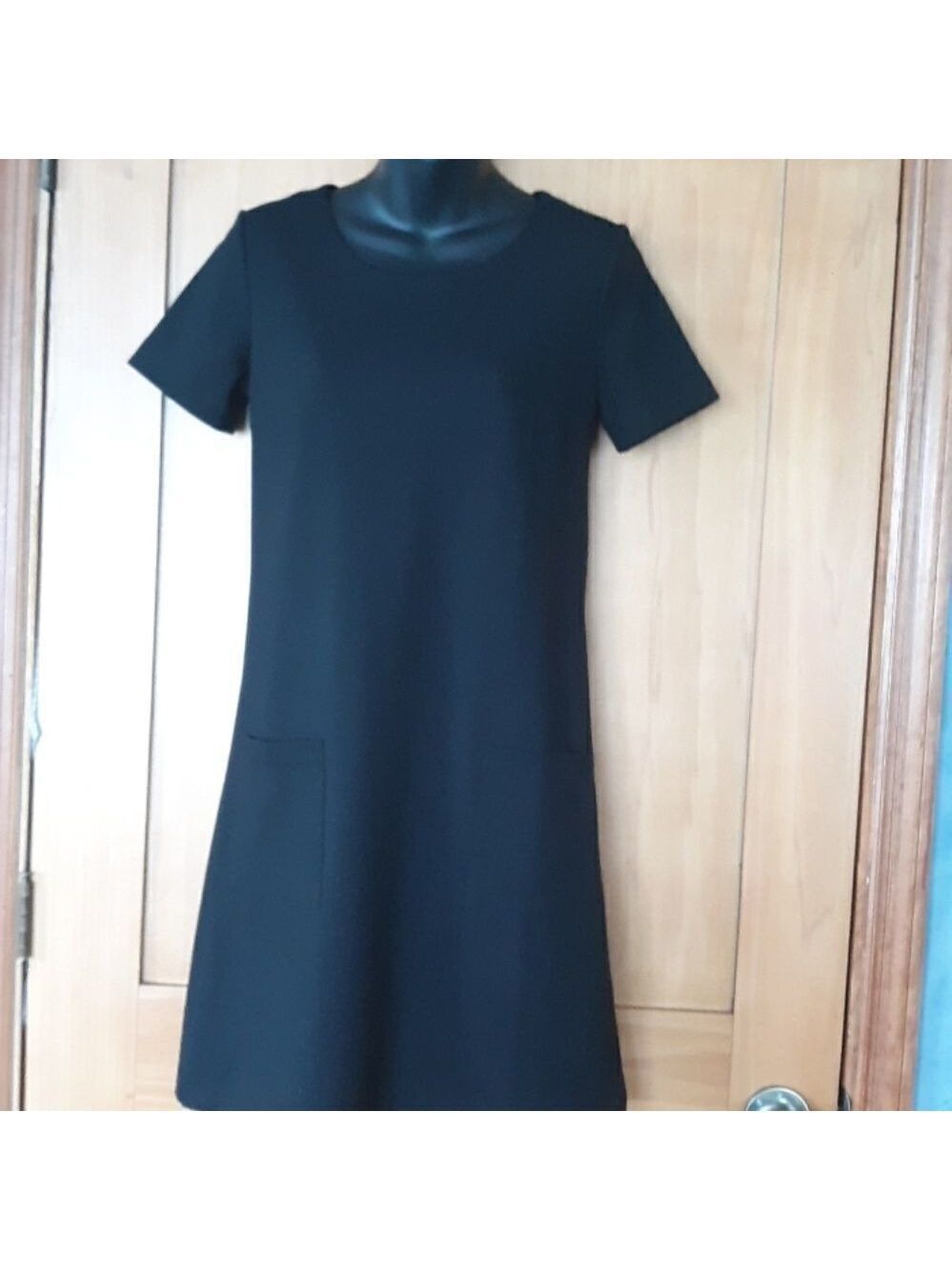 Gap black dress